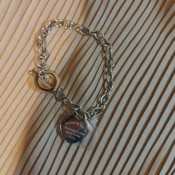 Fashion Heart Charm Silver Stainless  Steel Bracelet - NWOT - Picture 6 of 10